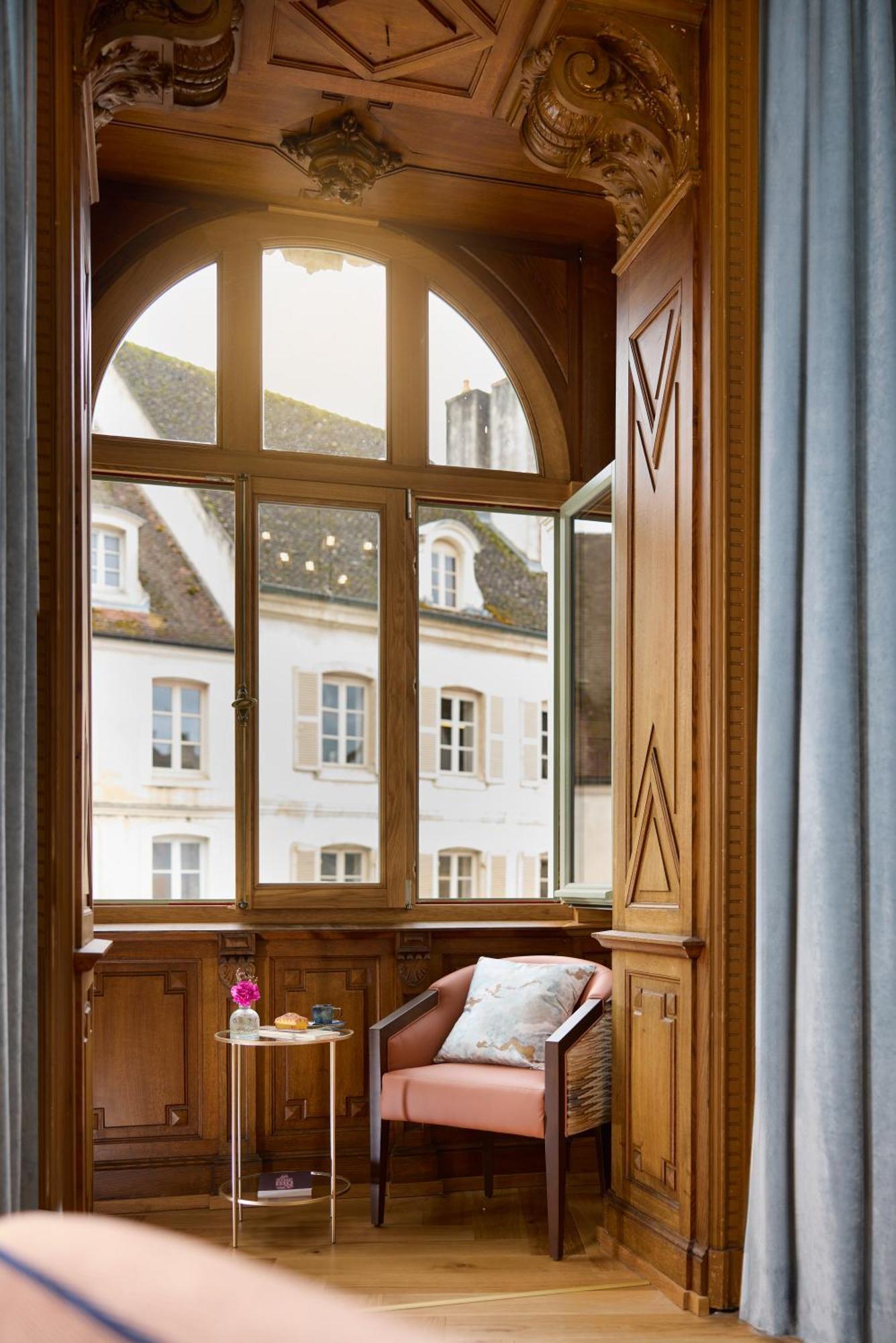 Maison 1896 博讷 外观 照片